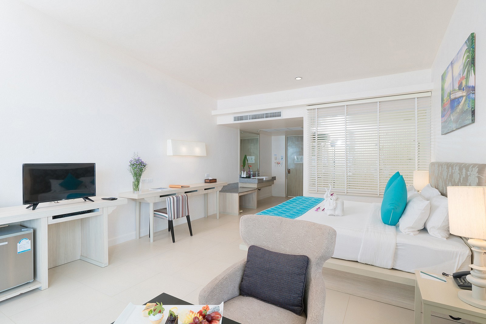 Grand Deluxe Beachfront