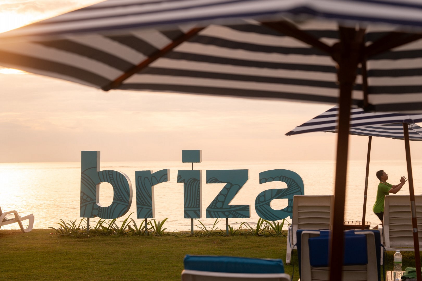Beach Bar